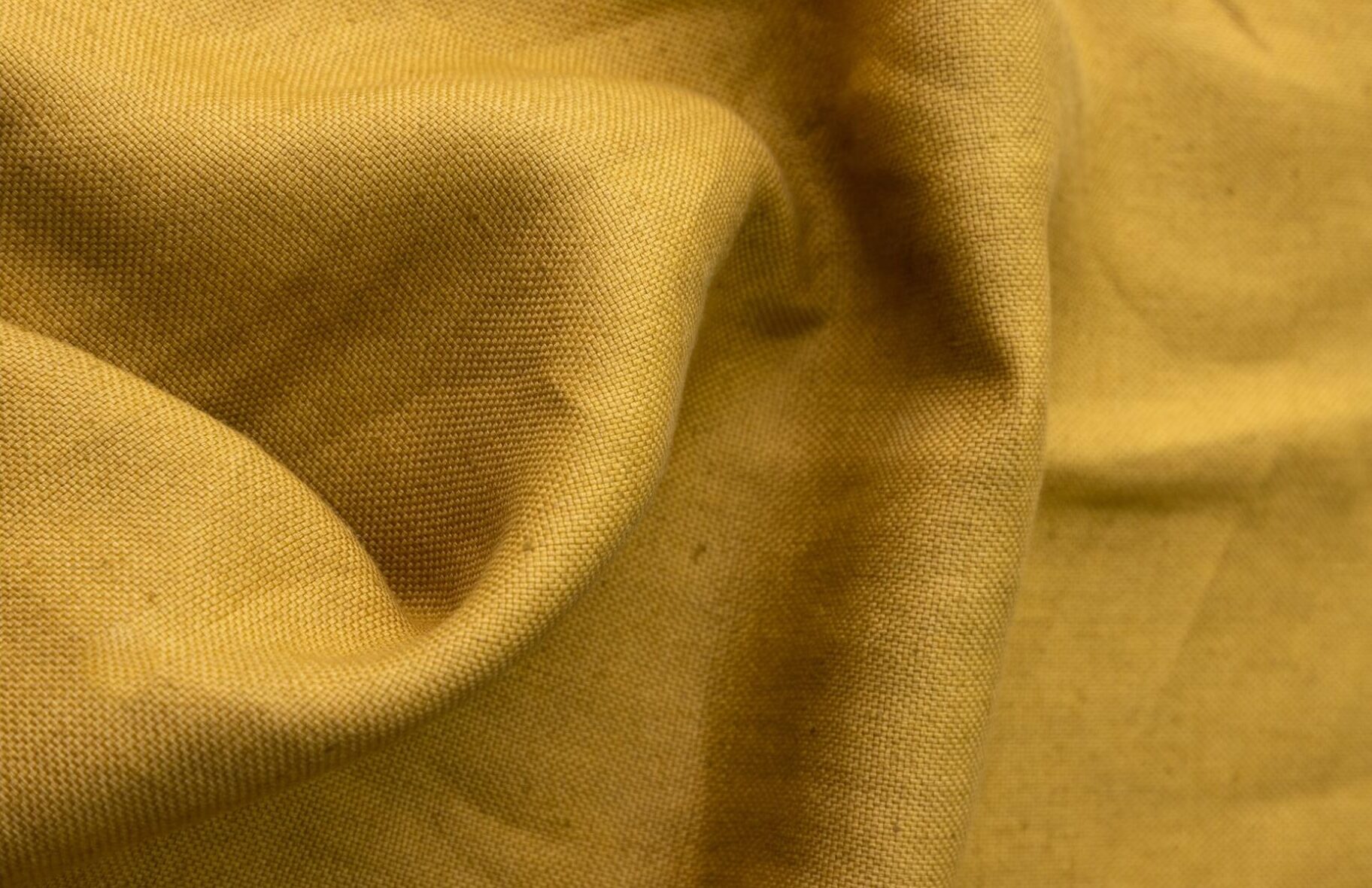 Linen: a precious, zero-waste and sustainable vegetal fiber